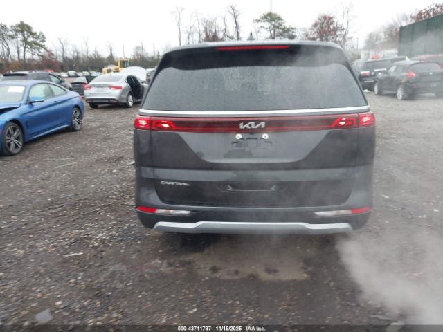 Kia Carnival Ex Image 13