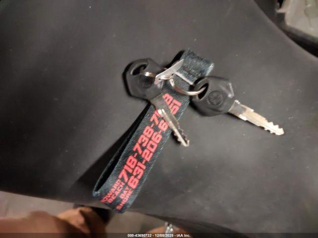 Yamaha Yzfr3 A Image 11