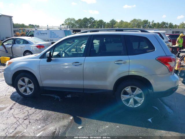 Subaru Forester 2.5i Premium Image 10