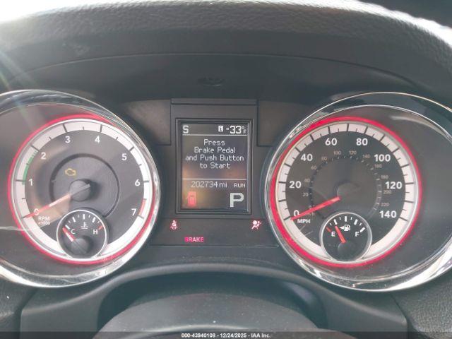 Dodge Durango Crew Image 10