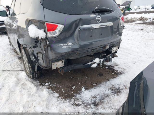 Nissan Pathfinder Sl Image 16