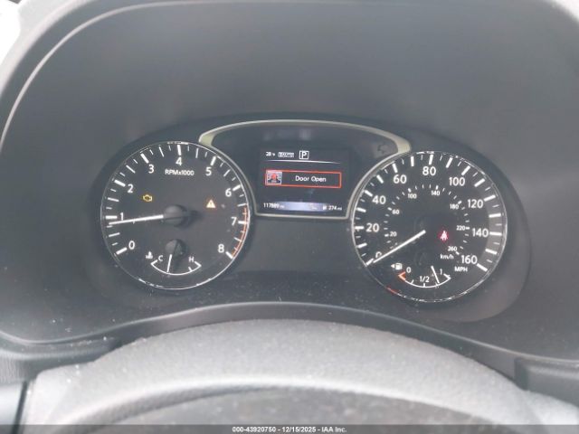 Nissan Pathfinder Sl Image 10