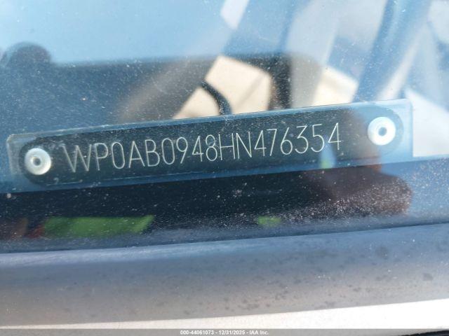 Porsche 944 Image 17