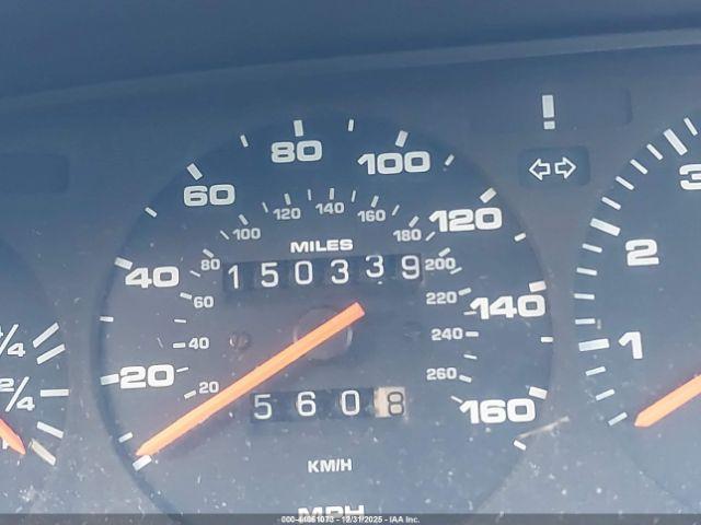 Porsche 944 Image 13