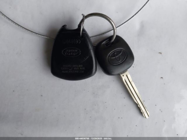 Toyota Matrix Xr Image 12