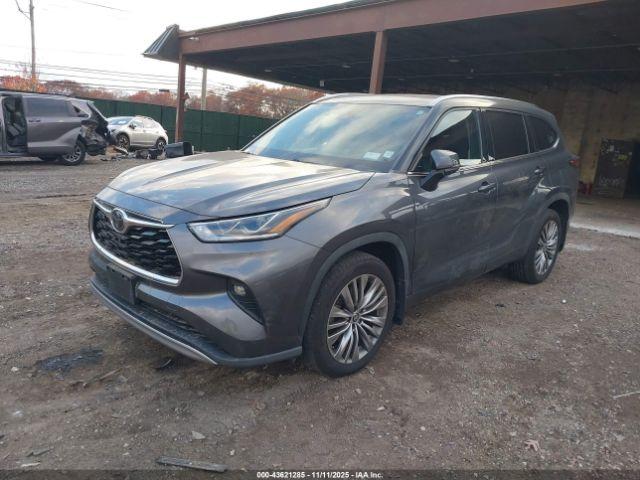 Toyota Highlander Platinum Image 12