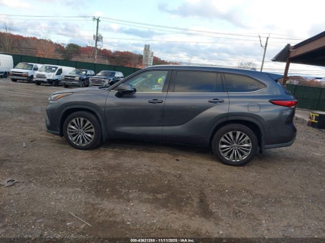 Toyota Highlander Platinum Image 15