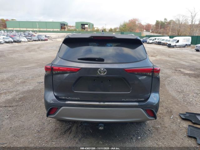 Toyota Highlander Platinum Image 14