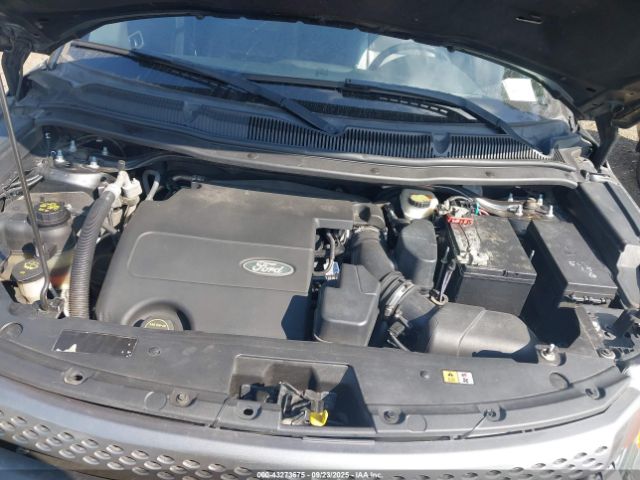 Ford Explorer Xlt Image 15