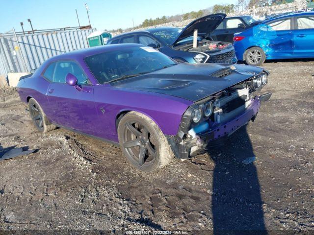  Salvage Dodge Challenger