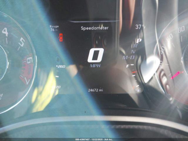 Dodge Challenger Srt Hellcat Image 17