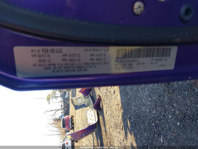 Dodge Challenger Srt Hellcat Image 13