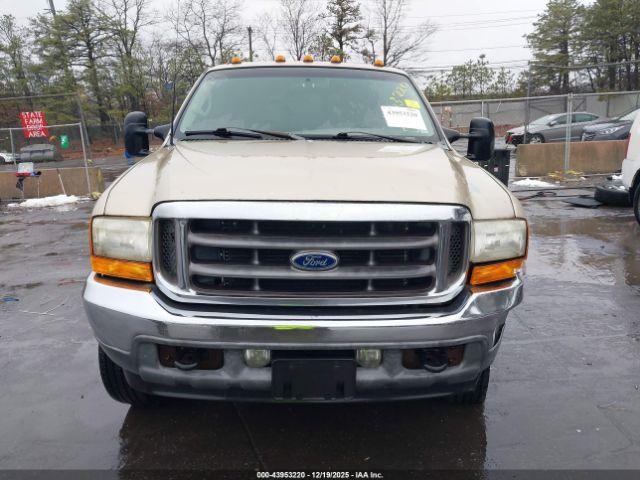 Ford F-250 Image 13