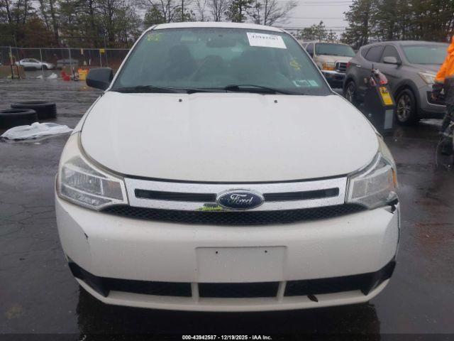 Ford Focus Se Image 12