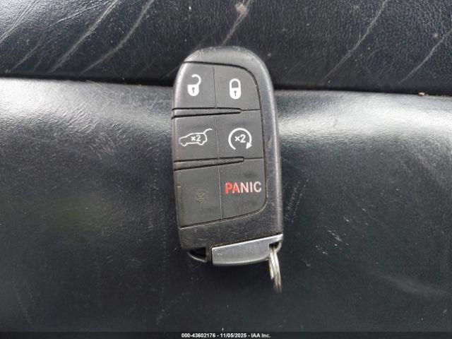 Jeep Grand Cherokee Limited 4x4 Image 11