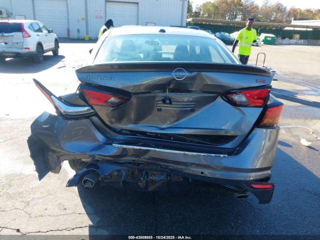 Nissan Altima Sr Fwd Image 11