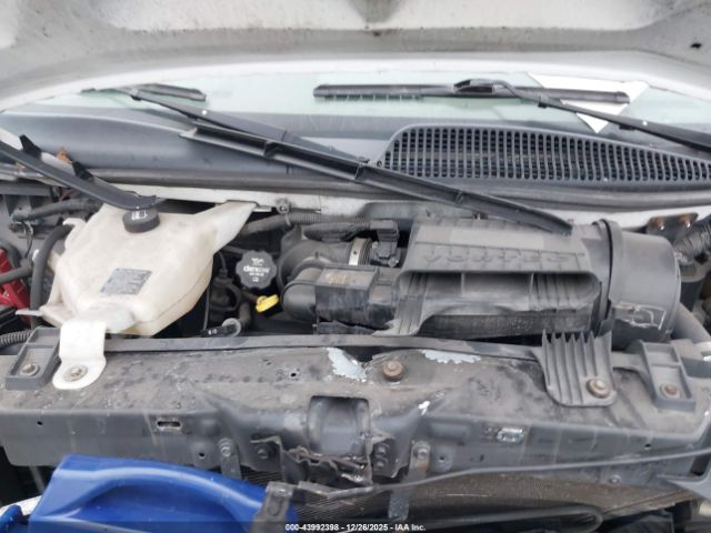 GMC Savana Work Van Image 9