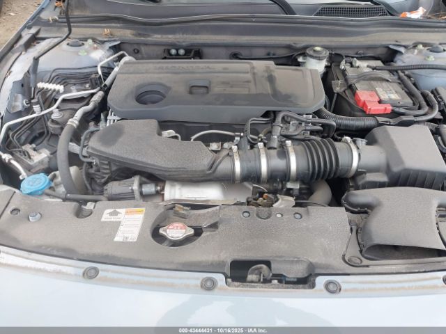 Honda Accord Sport 2.0t Image 6