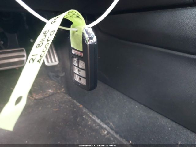 Honda Accord Sport 2.0t Image 5