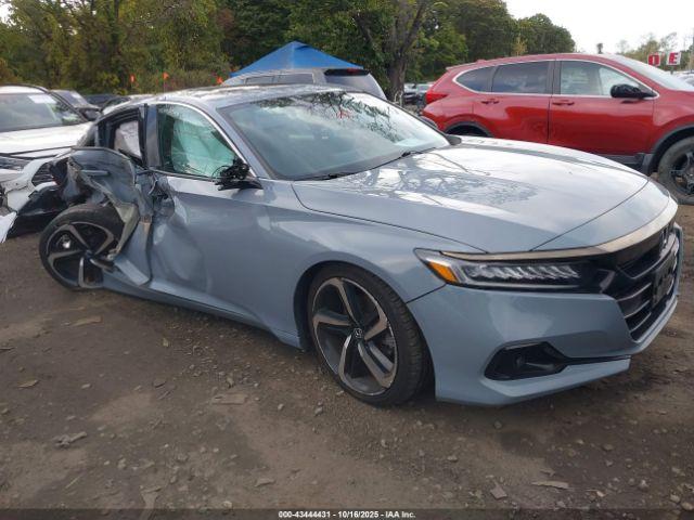 Honda Accord Sport 2.0t Image 15