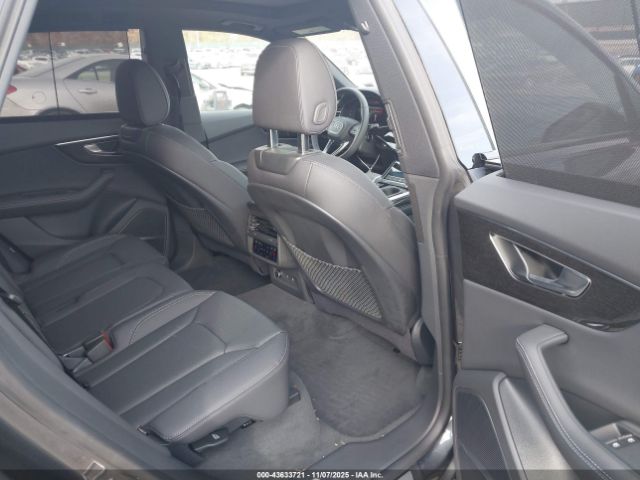 Audi Q8 Premium Plus 55 Tfsi Quattro Image 12