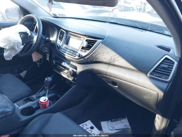 Hyundai TUCSON Se Image 4