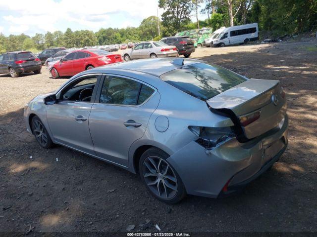 Acura ILX Premium Package Image 15