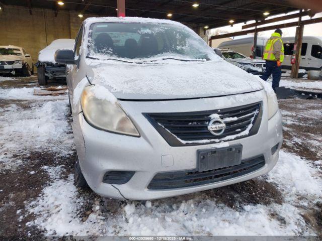Nissan Versa 1.6 S+ Image 7