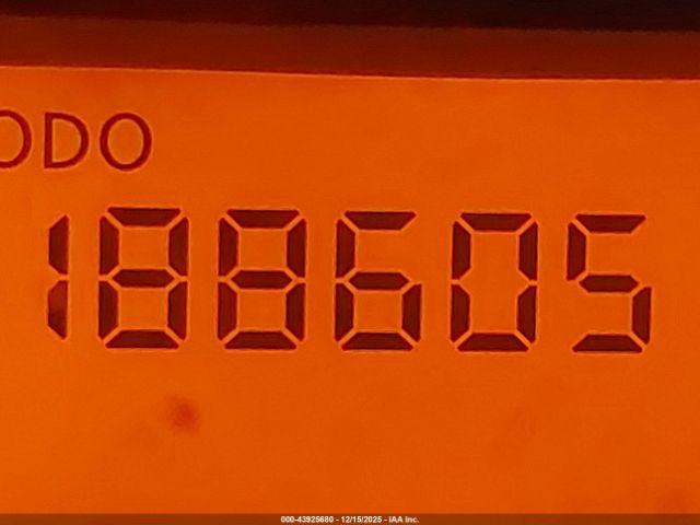 Nissan Versa 1.6 S+ Image 15