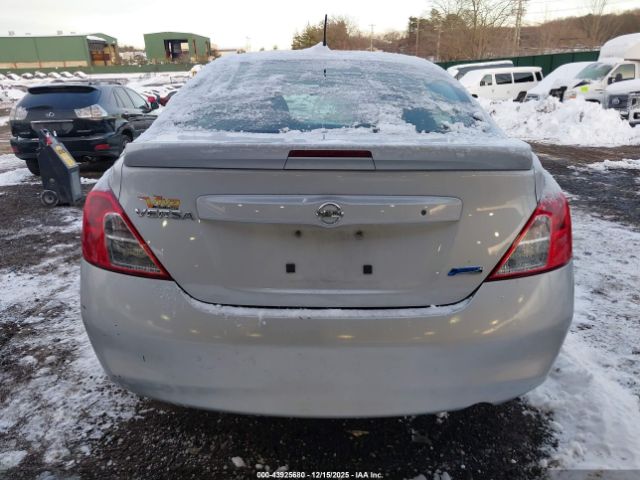 Nissan Versa 1.6 S+ Image 14