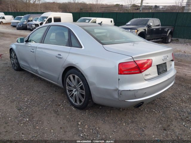 Audi A8 4.2 Image 6