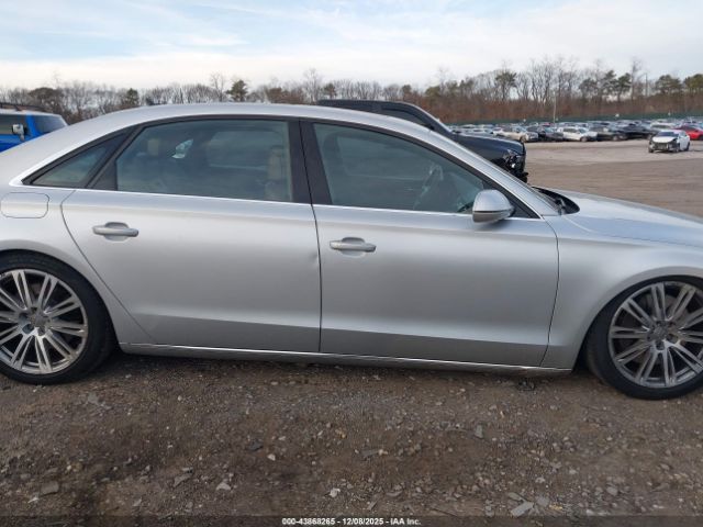 Audi A8 4.2 Image 12