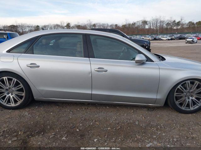 Audi A8 4.2 Image 12