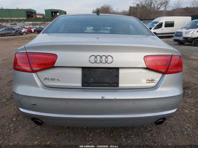 Audi A8 4.2 Image 14