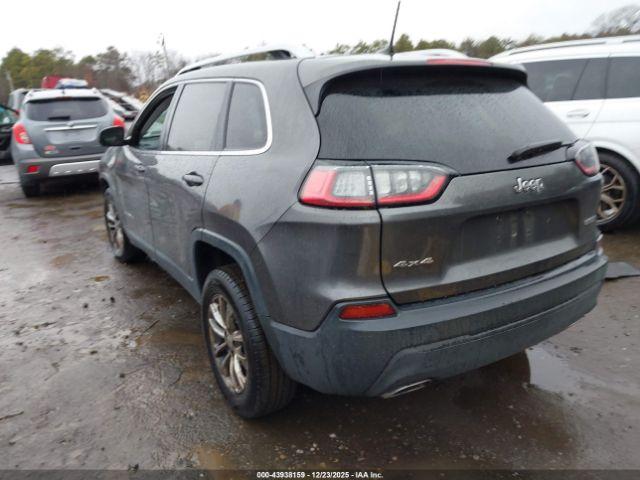 Jeep Cherokee Latitude Plus 4x4 Image 2
