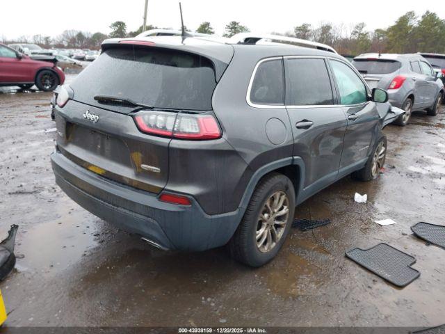 Jeep Cherokee Latitude Plus 4x4 Image 3