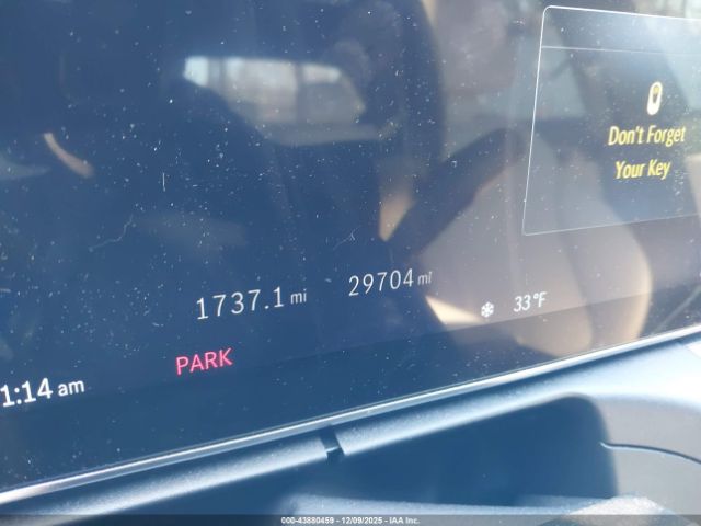 Mercedes-Benz C-Class 4matic Image 10