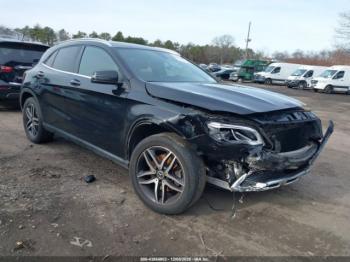  Salvage Mercedes-Benz GLA