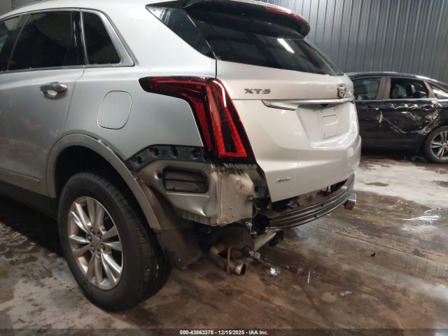 Cadillac XT5 Awd Luxury Image 16
