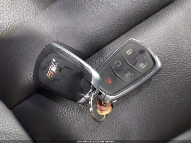 Cadillac XT5 Awd Luxury Image 15