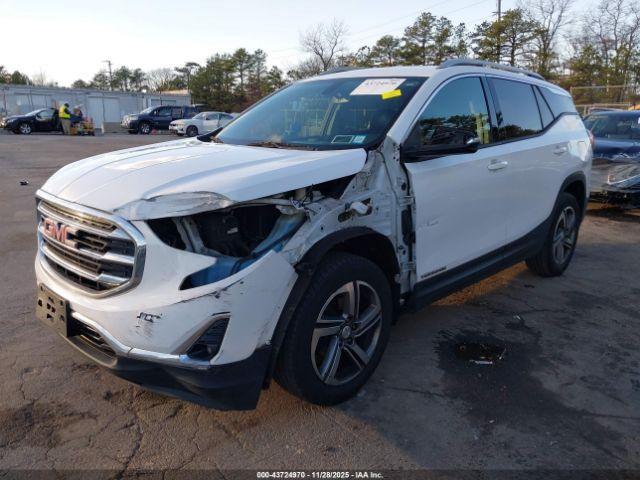 GMC Terrain Slt Image 2