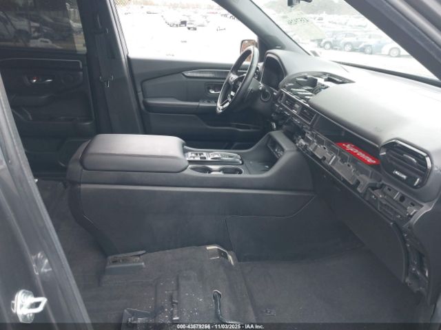 Honda Pilot Black Edition Image 6