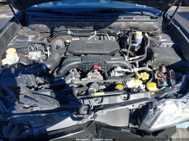 Subaru Outback 2.5i Premium Image 16