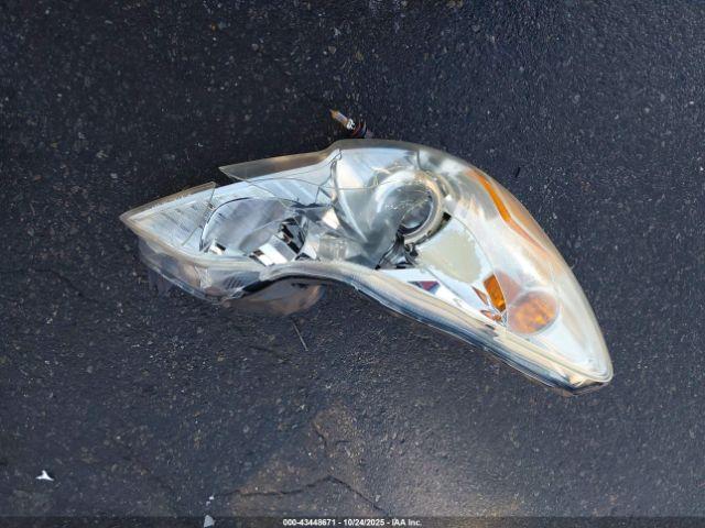 Subaru Outback 2.5i Premium Image 10