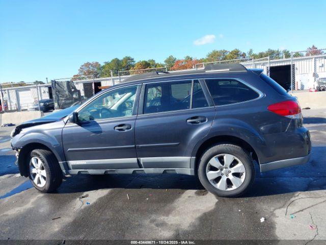 Subaru Outback 2.5i Premium Image 5