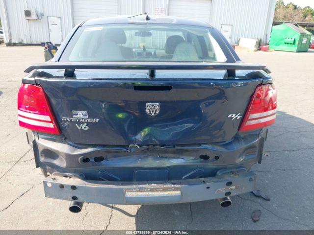 Dodge Avenger Image 4