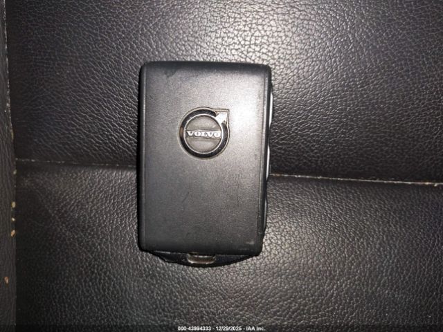 Volvo S60 T6 Momentum Image 13