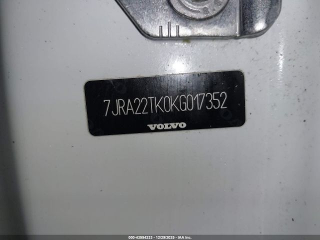 Volvo S60 T6 Momentum Image 12