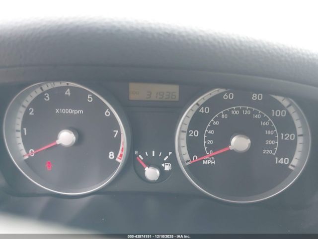 Hyundai ACCENT Gls Image 12