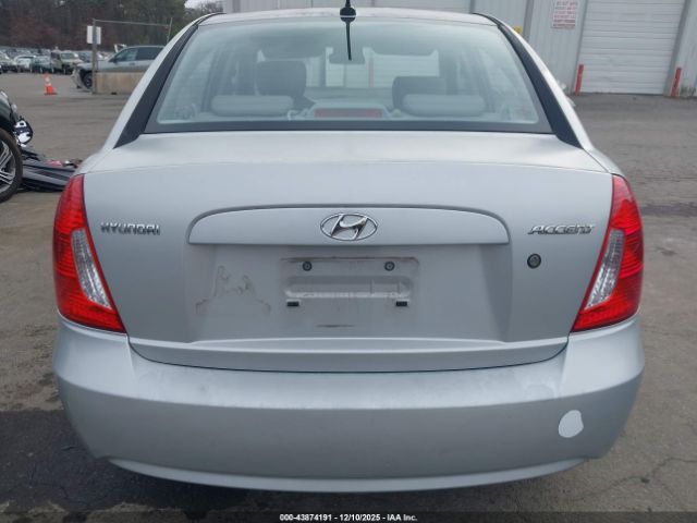 Hyundai ACCENT Gls Image 10